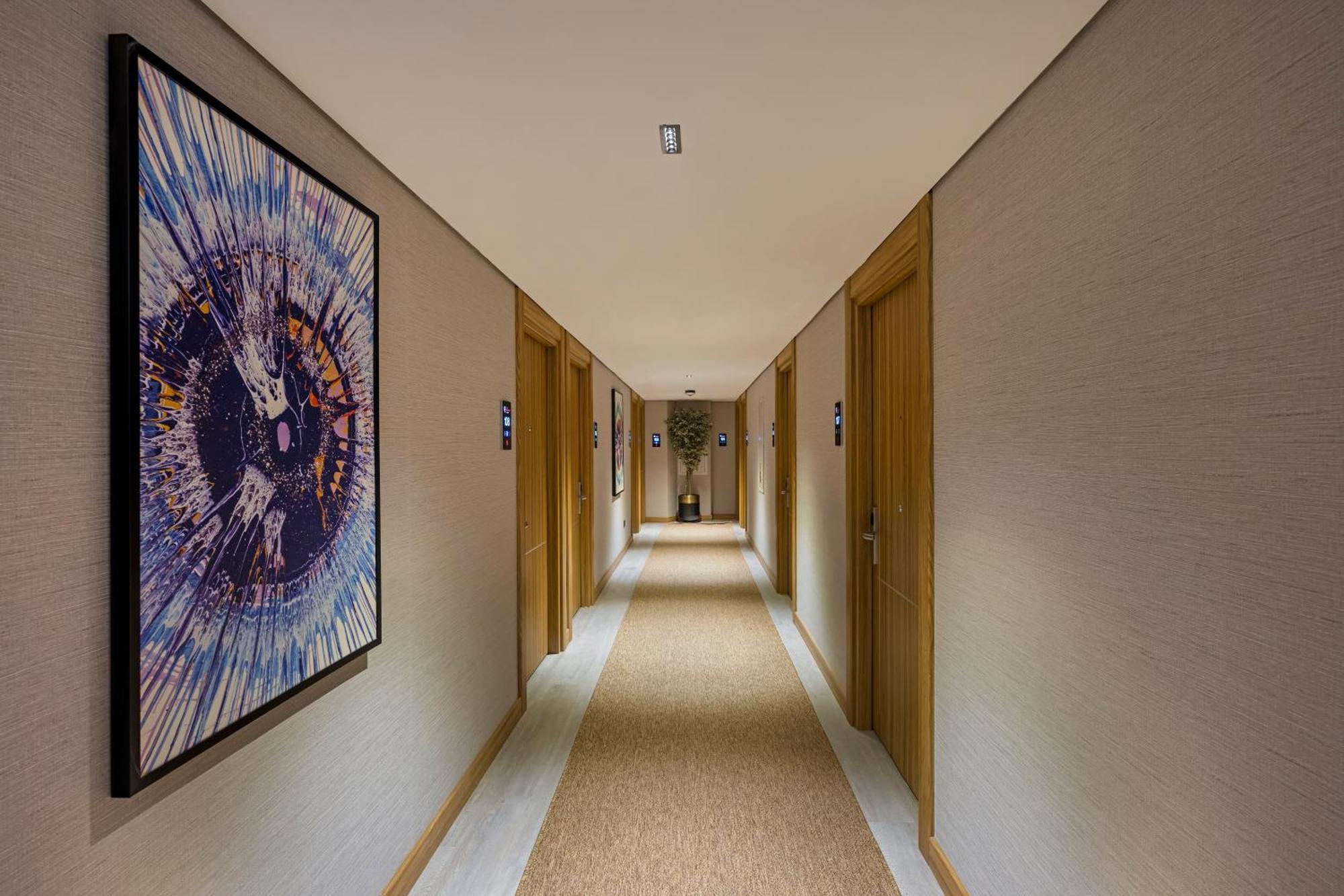 Ramada Encore By Wyndham Istanbul Sisli — Photos 1